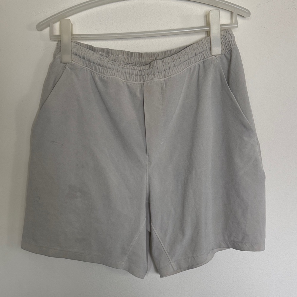 Lululemon lined men’s jogger Shorts